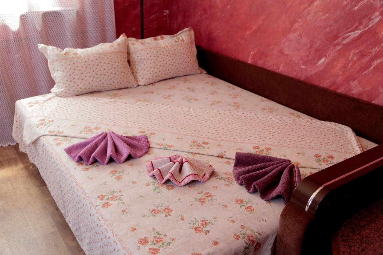 Guest House Kamenny Dom 카롤리노 부하즈 외부 사진