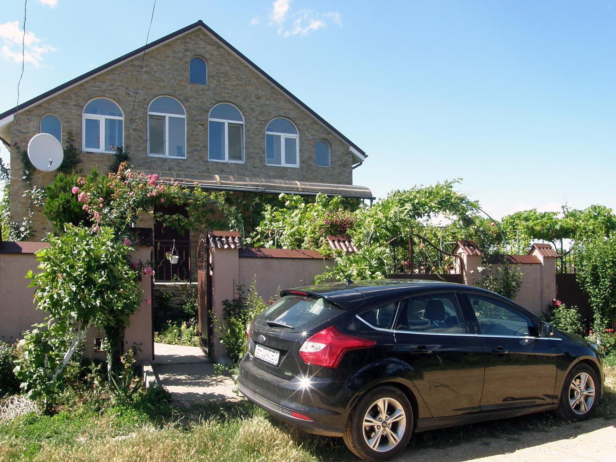 Guest House Kamenny Dom 카롤리노 부하즈 외부 사진