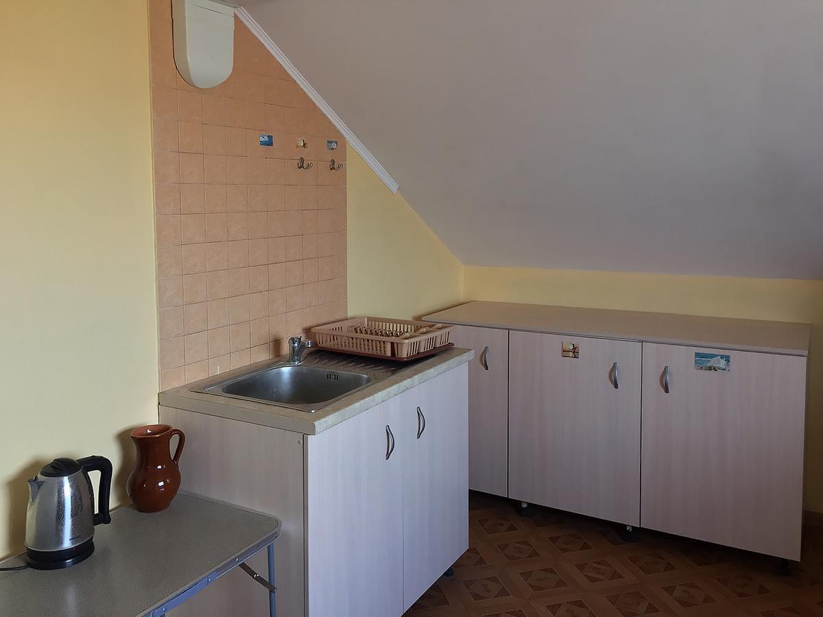 Guest House Kamenny Dom 카롤리노 부하즈 외부 사진